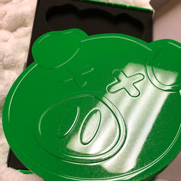 Jeffree Star x Shane Dawson Pig Mirror - Picture 5 of 5